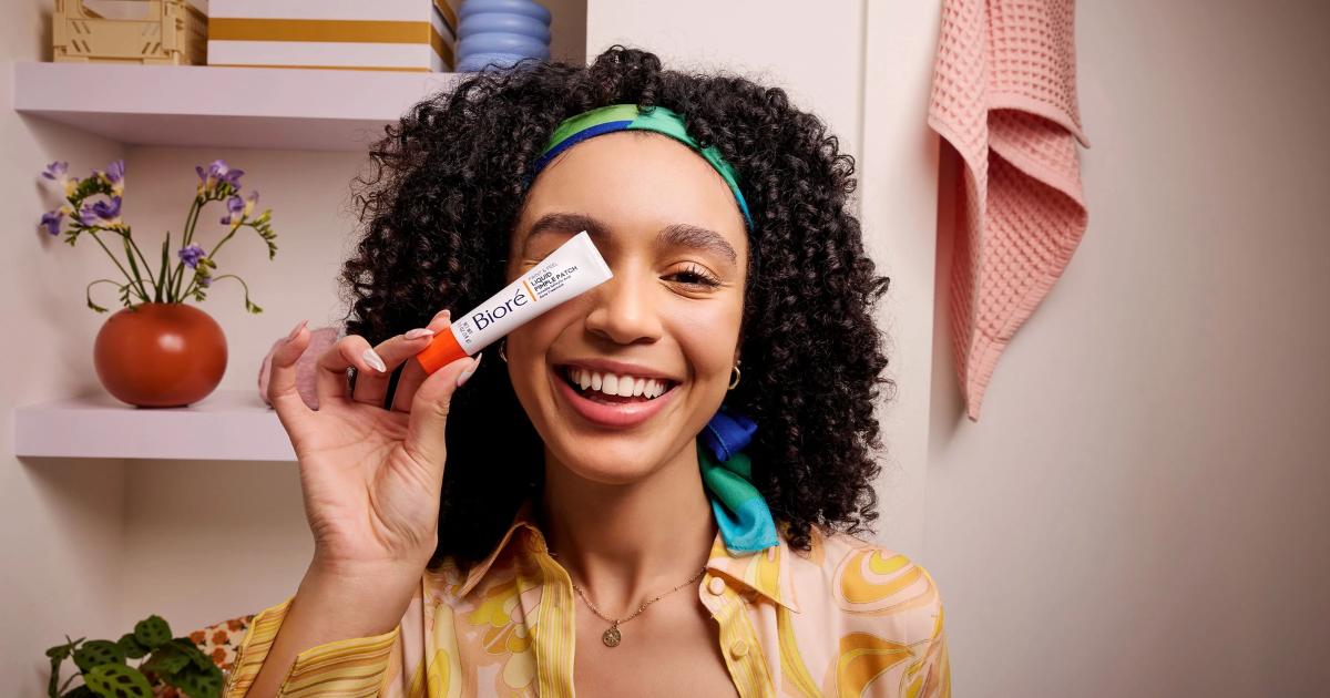Bioré Lança Adesivo Líquido para Espinhas com Solução Inovadora