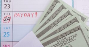 Lei de transparência salarial entra em vigor em Massachusetts