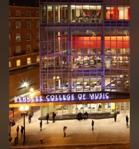 Brasileiros em Ascensão: Música, Arte e Charme Brasileiro em Boston