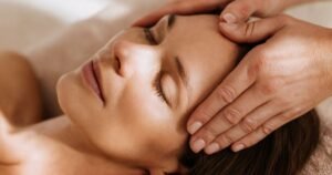 HEAD SPA: O Ritual de Descompressão que a sua Mente Merece