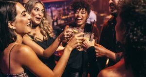 Massachusetts queria um fim de semana tranquilo, os brasileiros disseram: JAMAIS. 🇧🇷🔥🎶