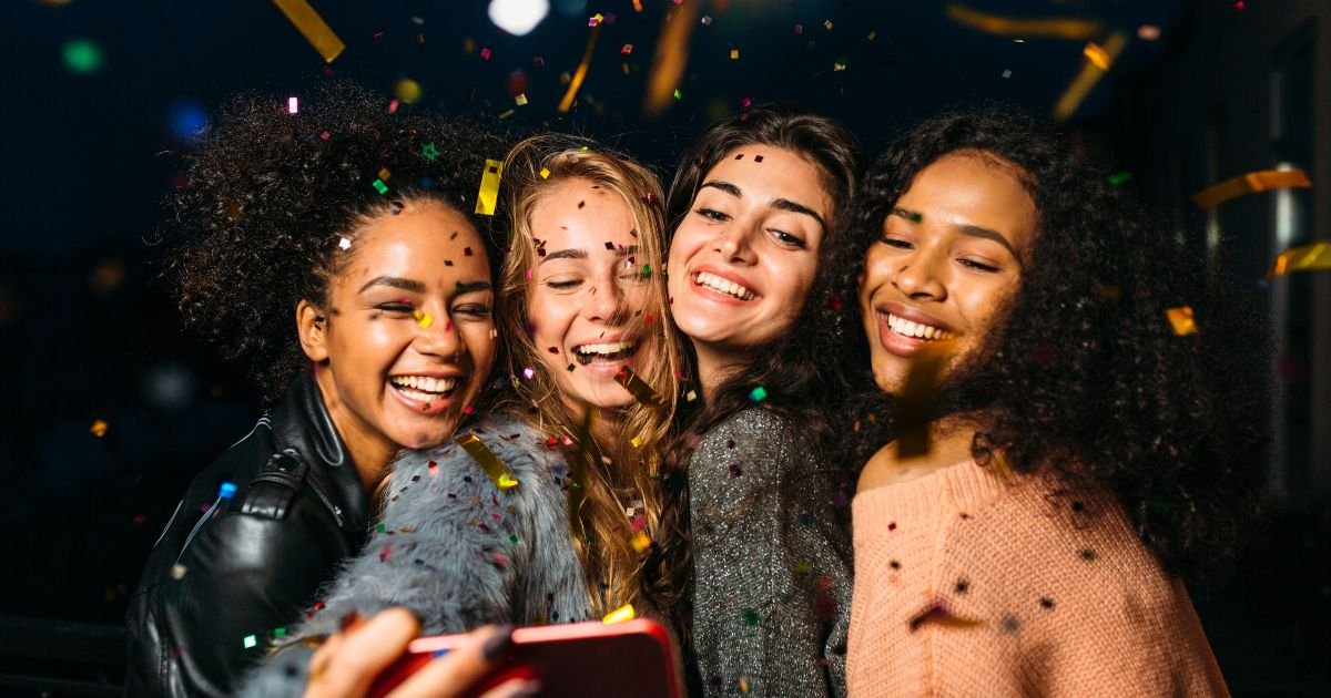 🌷🔥 Abril em Chamas: Entre Flores, Desejos e Noites que Prometem Demais