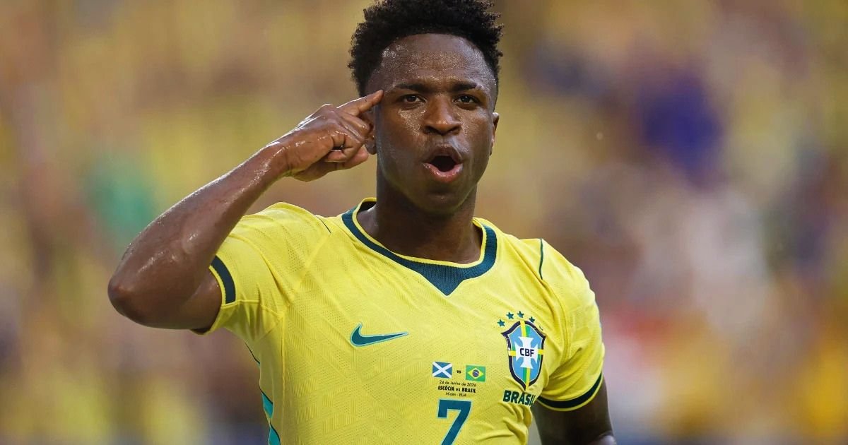 Protesto oficial: CBF envia ofício à Fifa contra arbitragem após gol anulado de Vini Jr.
