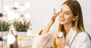 Além da nécessaire: A adaptação da rotina de beleza nos EUA