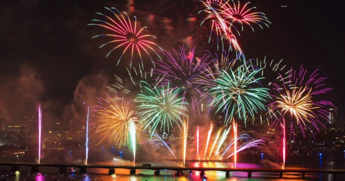 Guia do 4 de Julho: Onde assistir aos fogos de artifício em Massachusetts em 2026