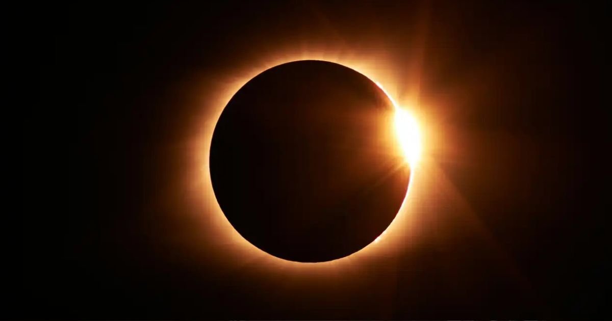 Eclipse solar e chuva de meteoros: o que ver no céu de New England hoje