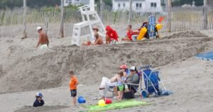 Feriado do Dia do Trabalho: Cerca de 45 Praias Estão Interditadas em Massachusetts