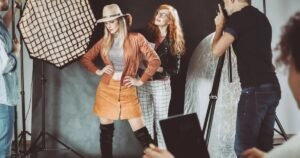 A Moda sob a Ótica da Performance: Onde Atuação, Modelagem e Estilo se Encontram