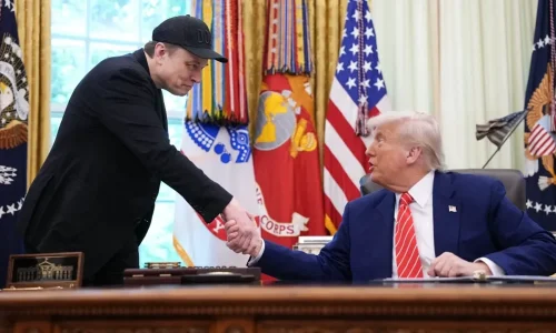 Senado dos EUA aprova pacote de Trump por 1 voto