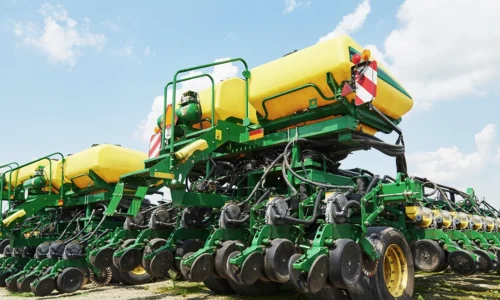 Tarifaço dos EUA ameaça exportações brasileiras de máquinas