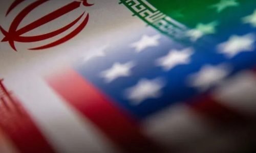 EUA e Irã iniciam negociações históricas no Paquistão sob clima de tensão