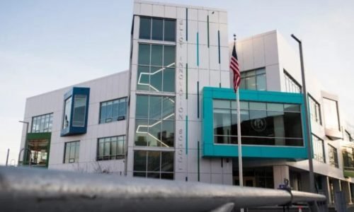 Boston se torna a primeira grande cidade dos EUA a exigir proficiência em IA nas escolas públicas