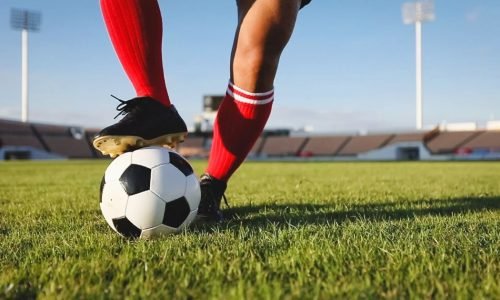 Agência de viagens é acusada de golpe em time de futebol de Lexington, Massachusetts