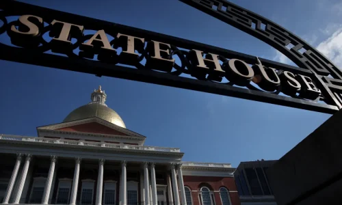 Senado de MA rejeita plano de imposto predial de Michelle Wu