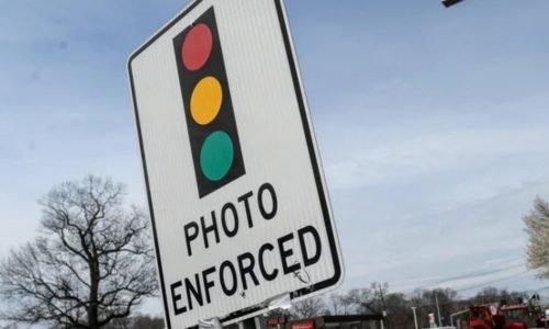 Novo Projeto de Lei em Massachusetts Propõe Multas por Câmeras de Velocidade e Semáforo