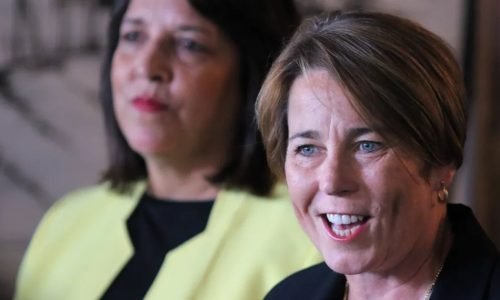 Maura Healey lança reeleição focada em custos