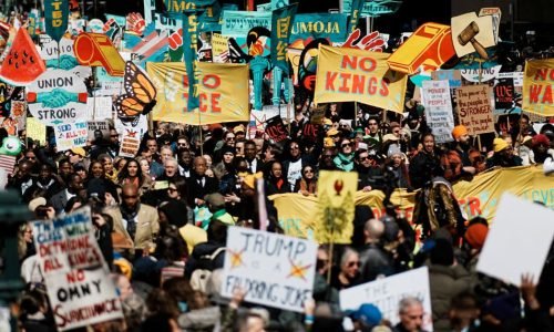 Movimento “No Kings” Mobilizou Milhões em Nova Onda de Protestos nos EUA
