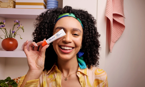 Bioré Lança Adesivo Líquido para Espinhas com Solução Inovadora