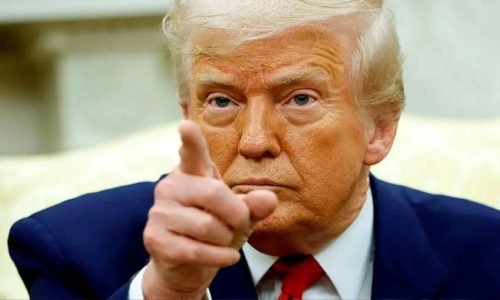 Trump ameaça novo ataque ao Irã e exige reabertura do Estreito de Ormuz