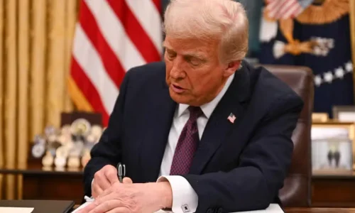 Trump propõe deportação de cidadãos americanos e amplia medidas migratórias controversas