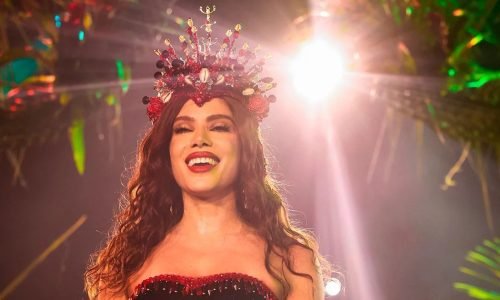 Anitta É Coroada Rainha de Bateria da Grande Rio, Mas Perde Disputa de Samba-Enredo