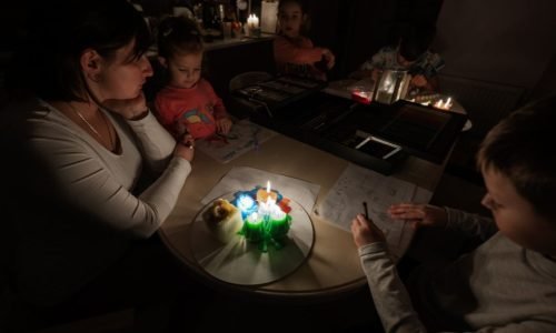 Queda de energia em Massachusetts: mais de 2 mil clientes já estão sem luz nesta manhã