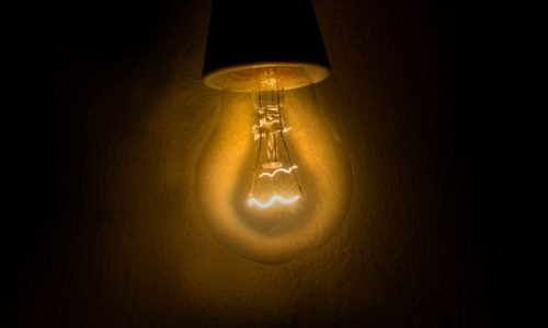 Alívio na conta de luz e gás: Acordo obriga Eversource a devolver US$ 45 milhões aos clientes em Massachusetts