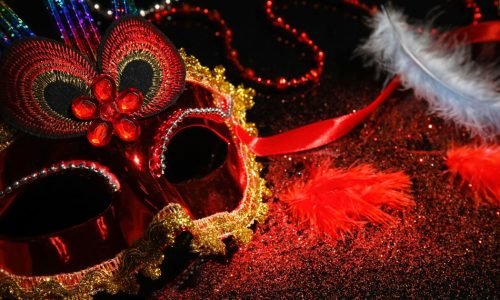 Céu Cinza, Coração Folião: A realidade de quem vive o Carnaval no inverno americano