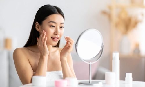 A Nova Consciência da Estética: Cuidar da Pele Desde a Adolescência