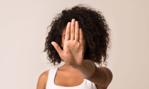 Violência Contra a Mulher – Realidade, Dados, Apoio e Canais de Denúncia